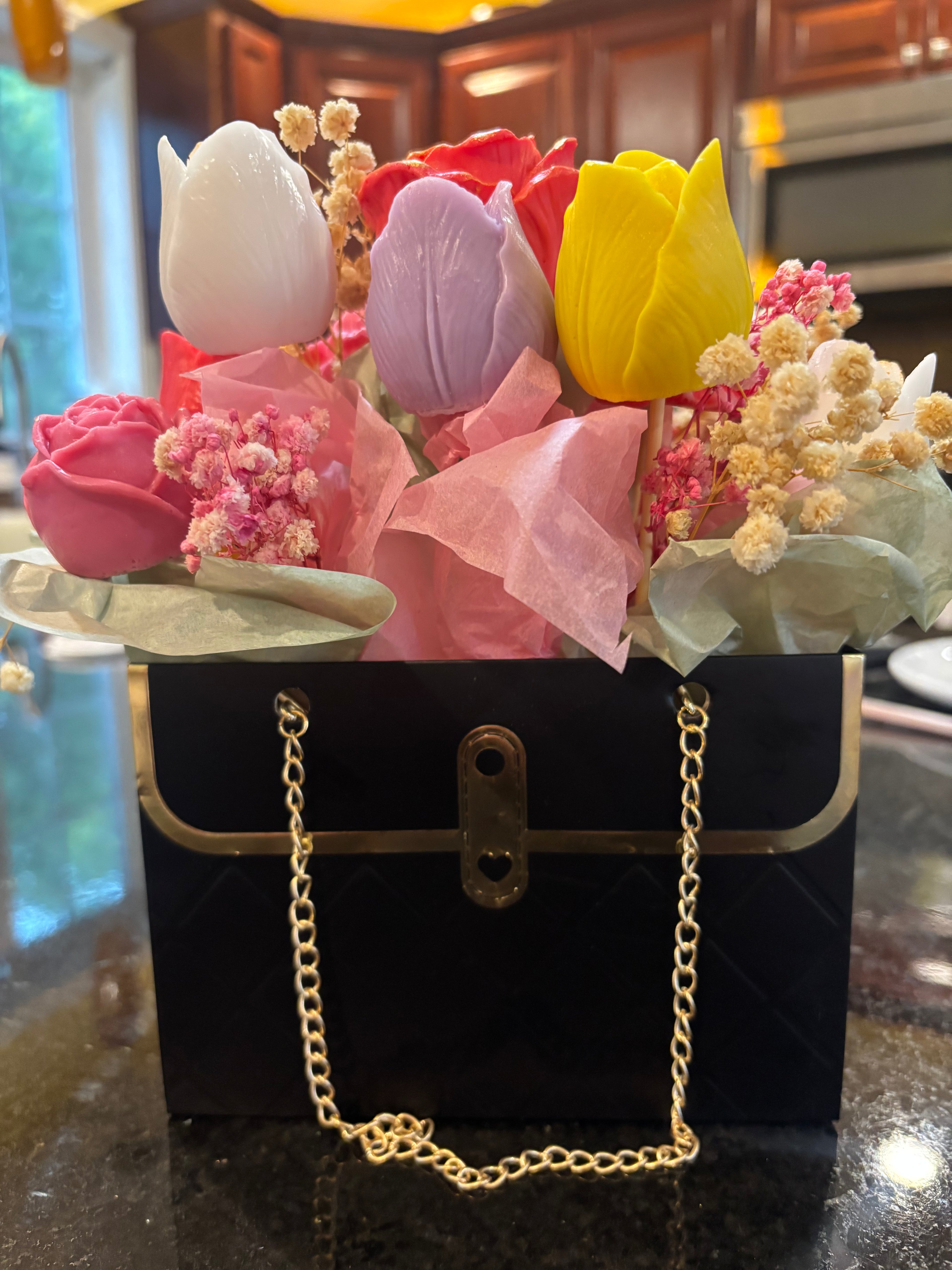 Forever in Bloom – 24-Piece Luxury Soap Bouquet